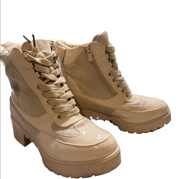 Womens Ankle boots chunky heel lace up combat boots size 5.5  nude - Picture 1 of 8